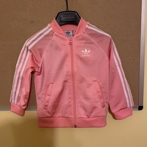 Adidas Suite for a beautiful Princess 👸.